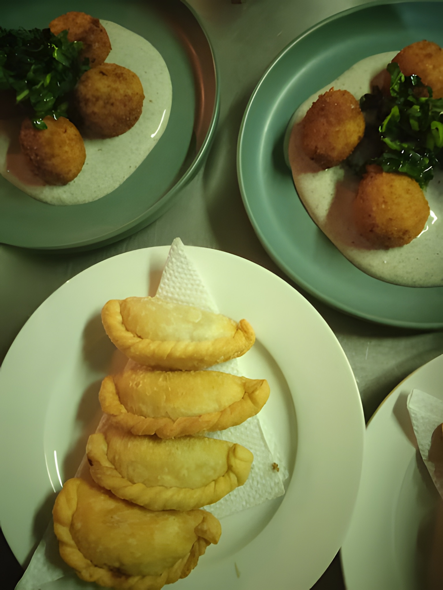 Plato artesanal